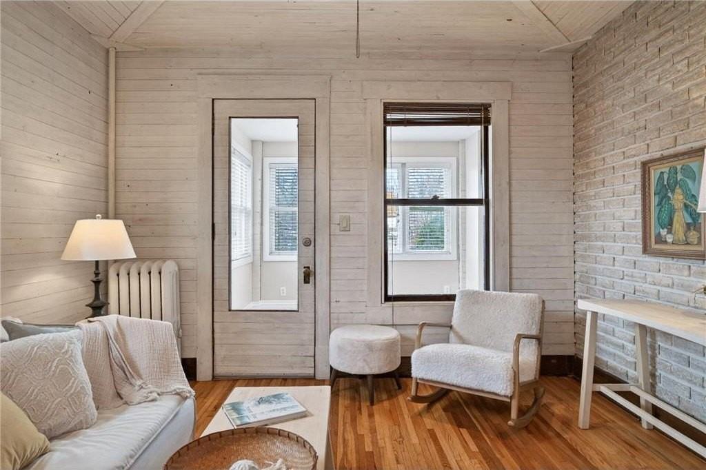 722 Grand Ave #B - Photo 3 of 48