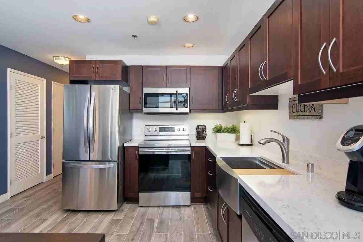 427 9th Ave #1107 - Photo 7 of 26