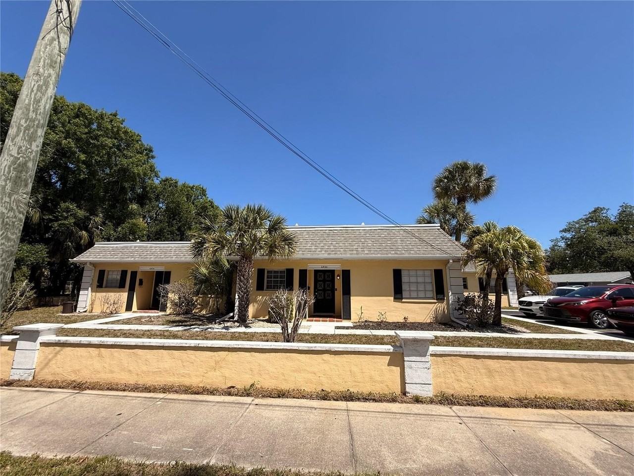 2403 Aspinwall St - Photo 2 of 28