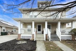 featured image of 107 Chesapeake Bay Ct