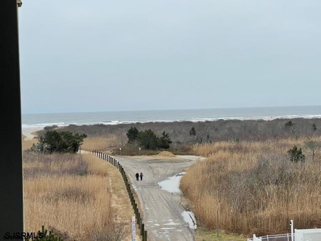 4540 W Brigantine Ave - Photo 2 of 9