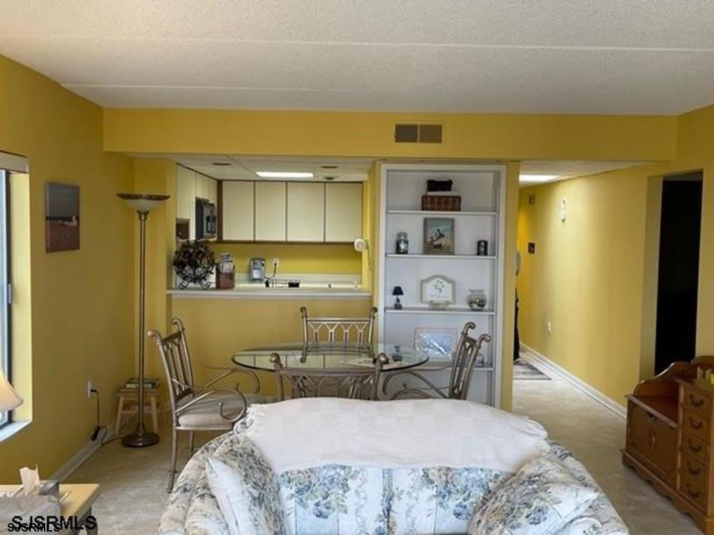 4540 W Brigantine Ave - Photo 4 of 9