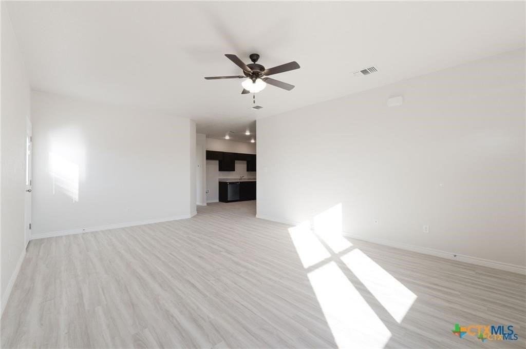 508 Adley Dr #B - Photo 4 of 17
