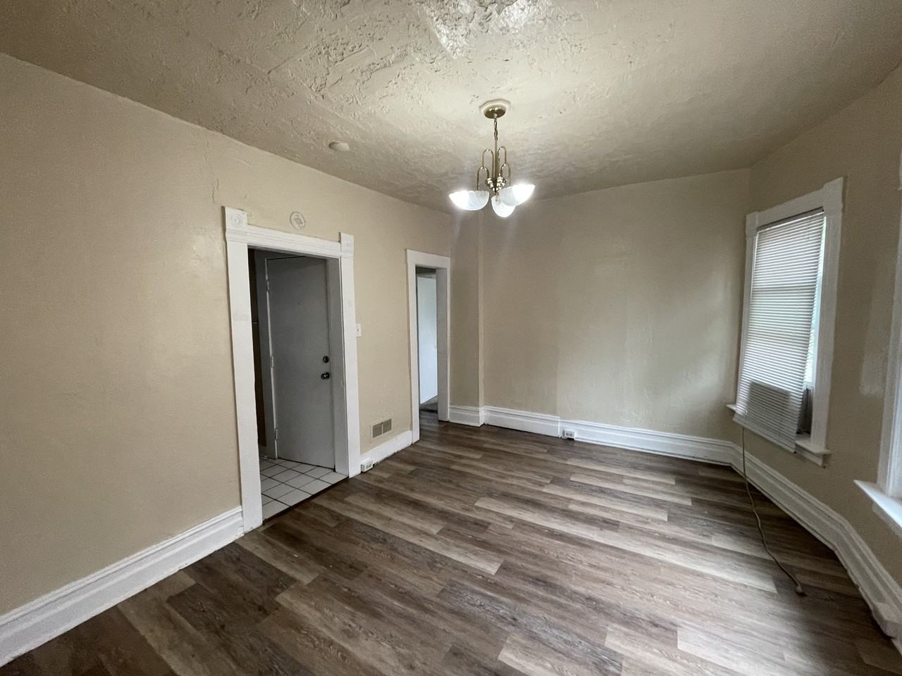 861 E 300 S #2 - Photo 3 of 7