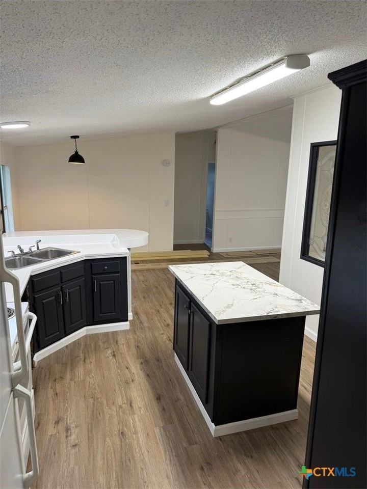 532 Grandview Bnd - Photo 6 of 23