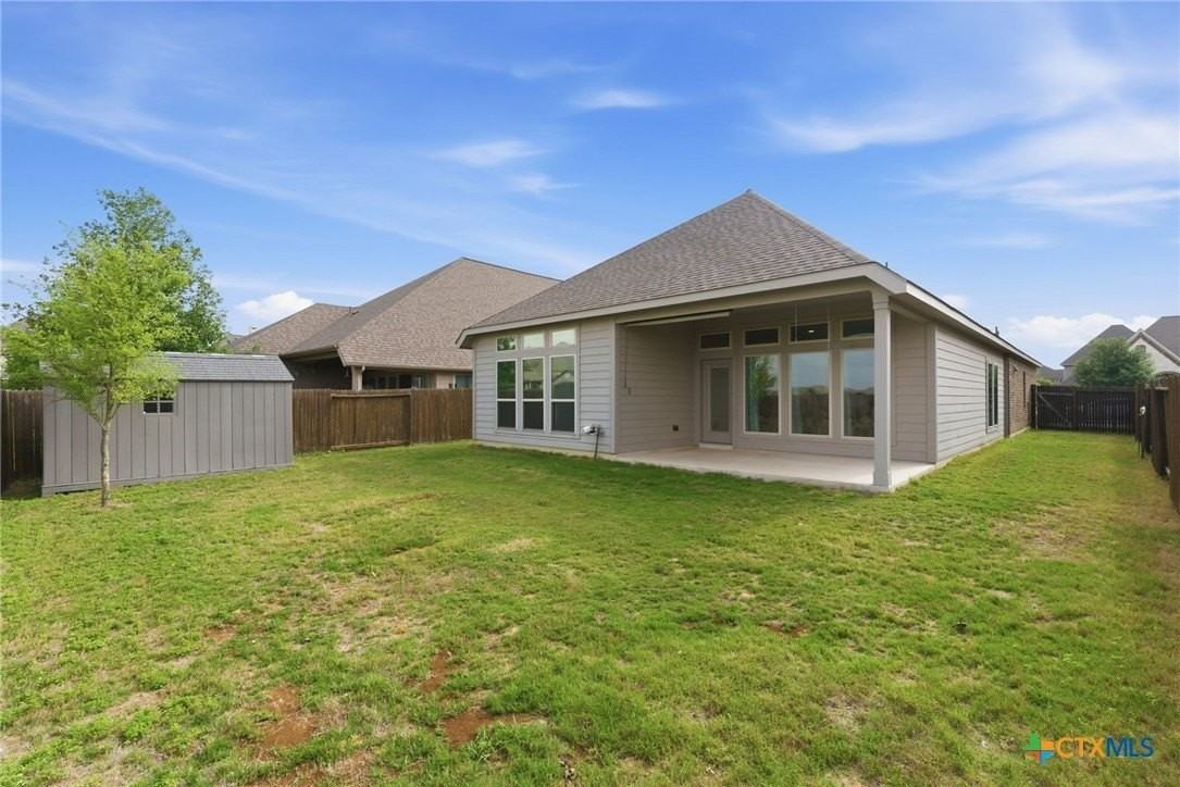 2940 Coral Way - Photo 6 of 39