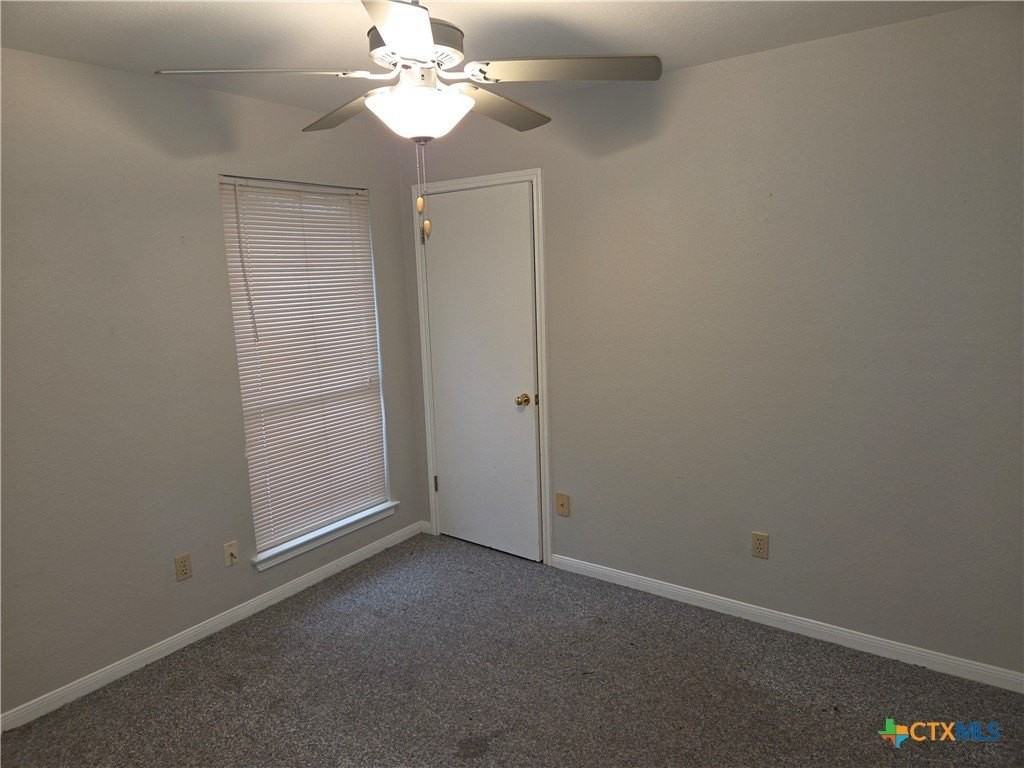 4706 Hartrick Bluff Rd - Photo 6 of 10