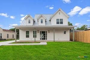 featured image of 158 S Academy Ave