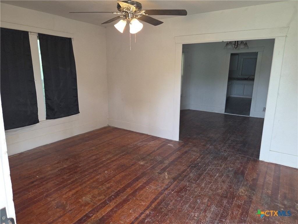 1219 S 10th St - Photo 2 of 7