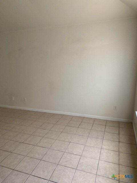 811 York Ave #A - Photo 3 of 11