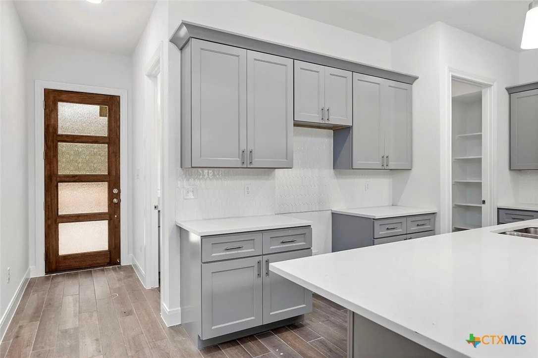 155 N Rip Ford Rd #B - Photo 5 of 17