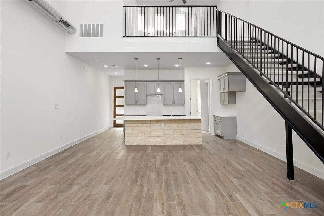 155 N Rip Ford Rd #B - Photo 7 of 17