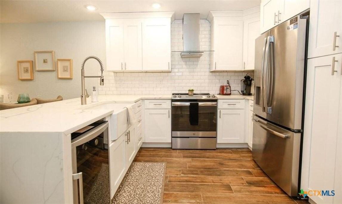 104 Cove E #107 - Photo 2 of 20