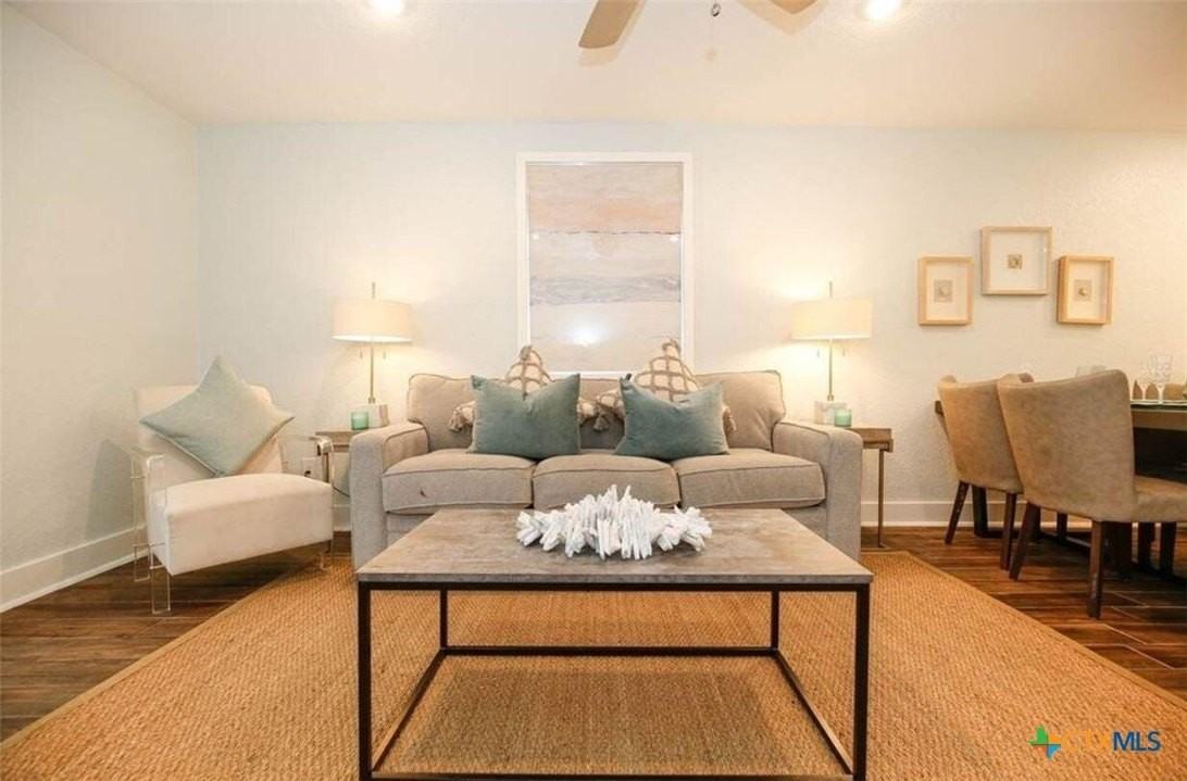 104 Cove E #107 - Photo 3 of 20