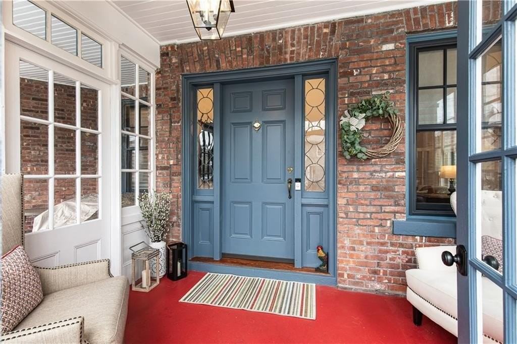 21 Bedlow Ave - Photo 2 of 34