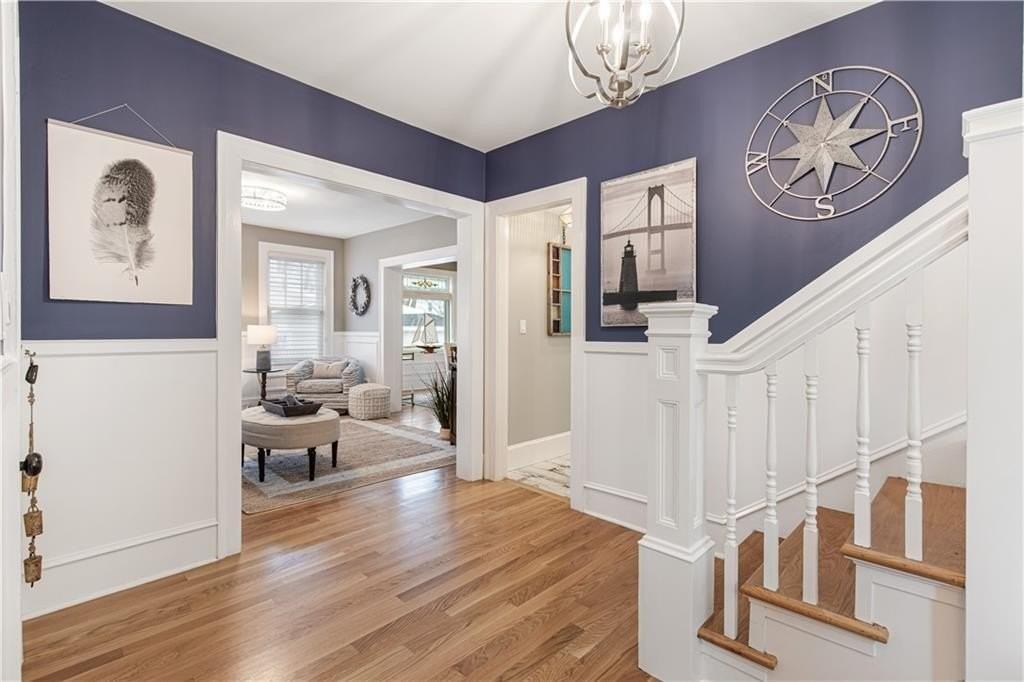 21 Bedlow Ave - Photo 5 of 34