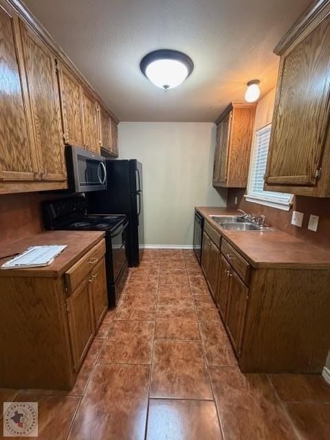 3411 Parish Cir - Photo 5 of 10