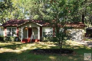 featured image of 2915 Olive St