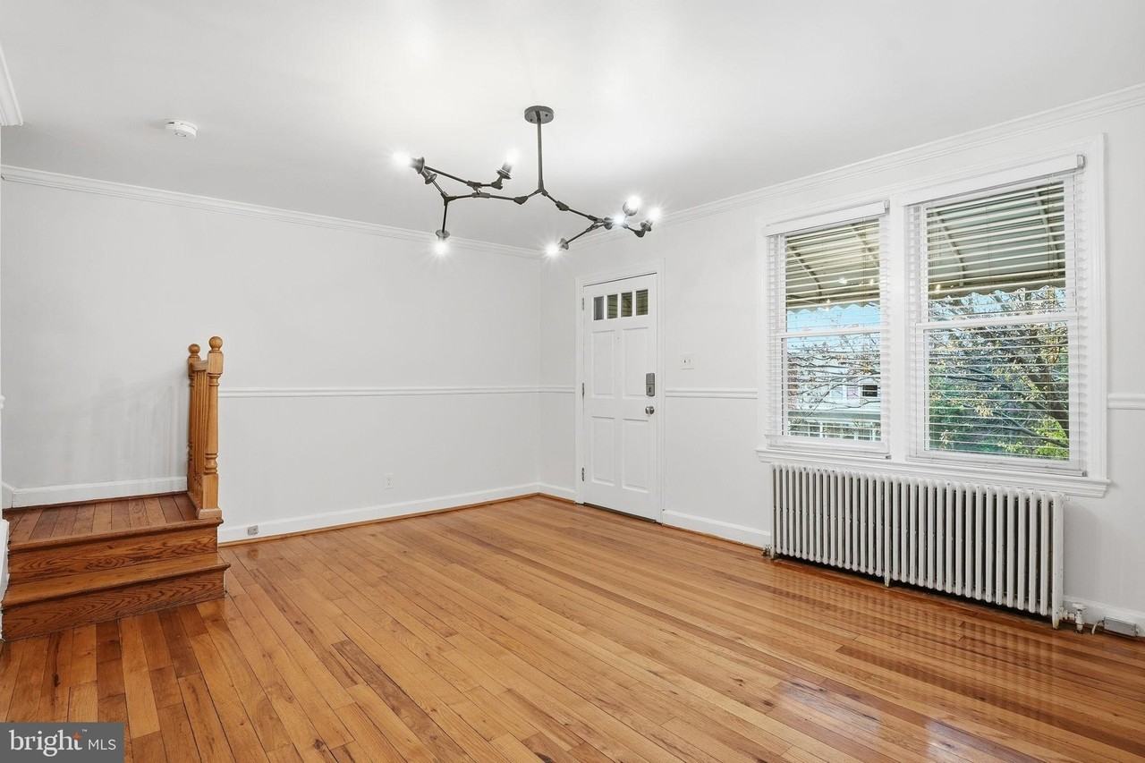 742 Congress St Se - Photo 3 of 25