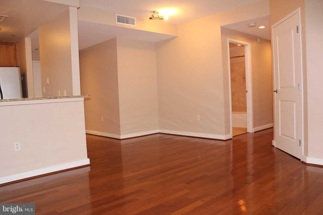 105UNIT Christina Landing Dr #1703 - Photo 5 of 27