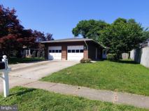 719 Monmouth Ave - Photo 1 of 1