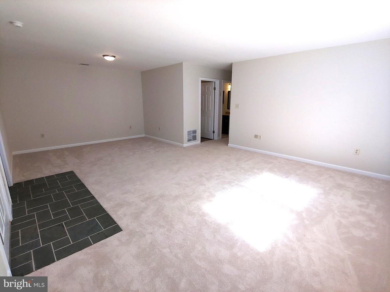 719 Monmouth Ave - Photo 3 of 22