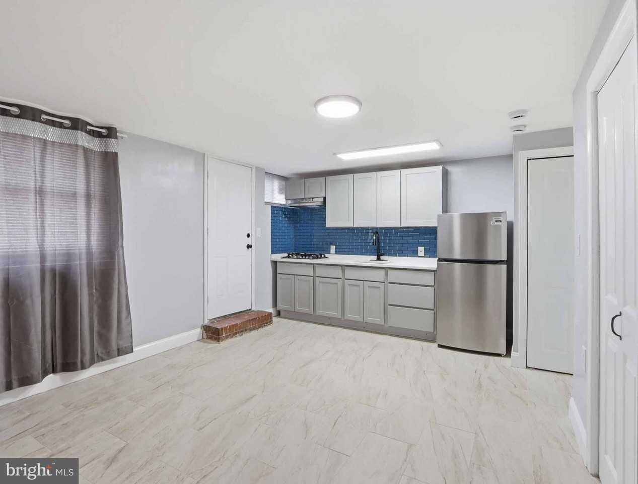 3603 Ravenwood Ave #2 - Photo 4 of 13