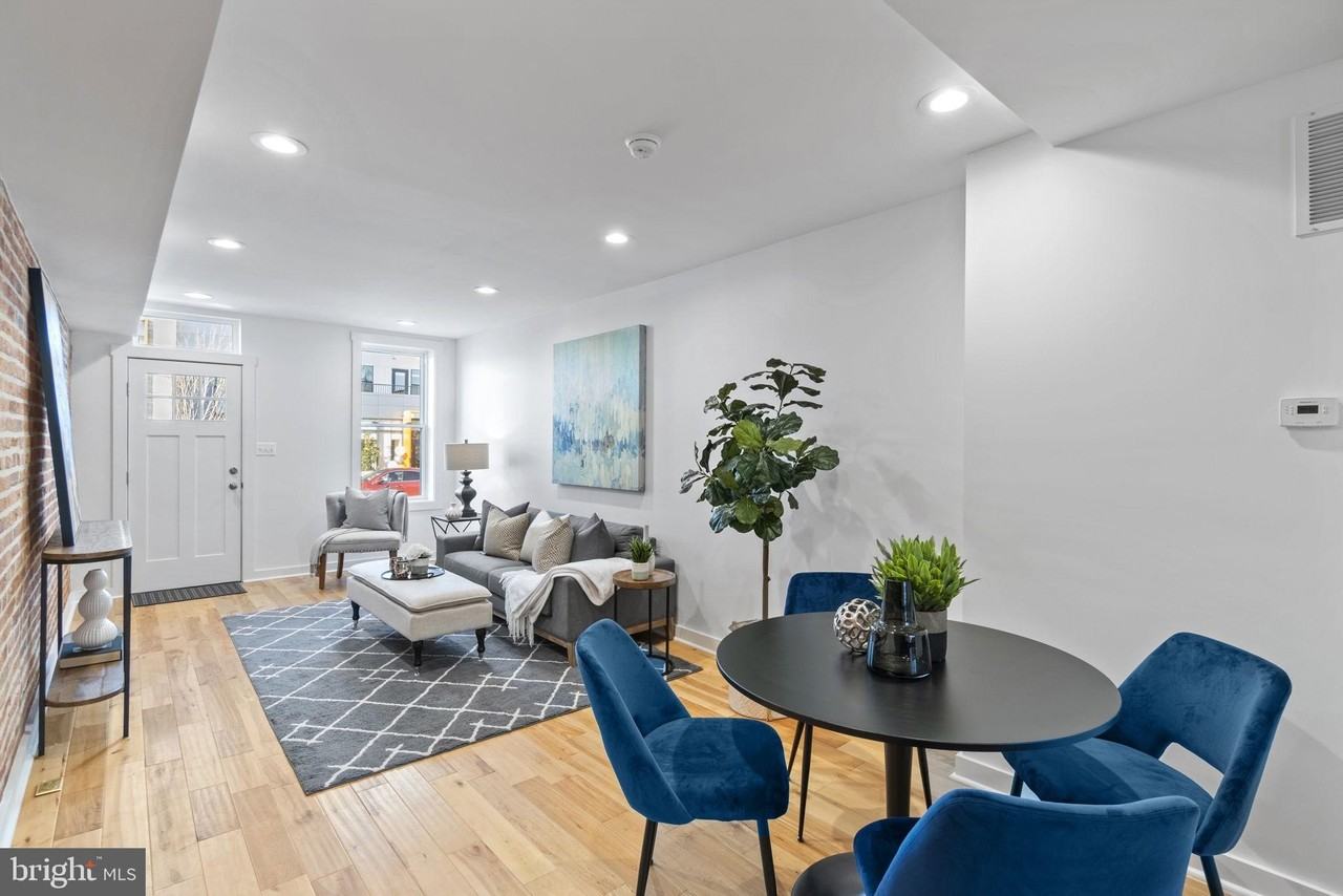 1825 S Hanover St - Photo 5 of 20