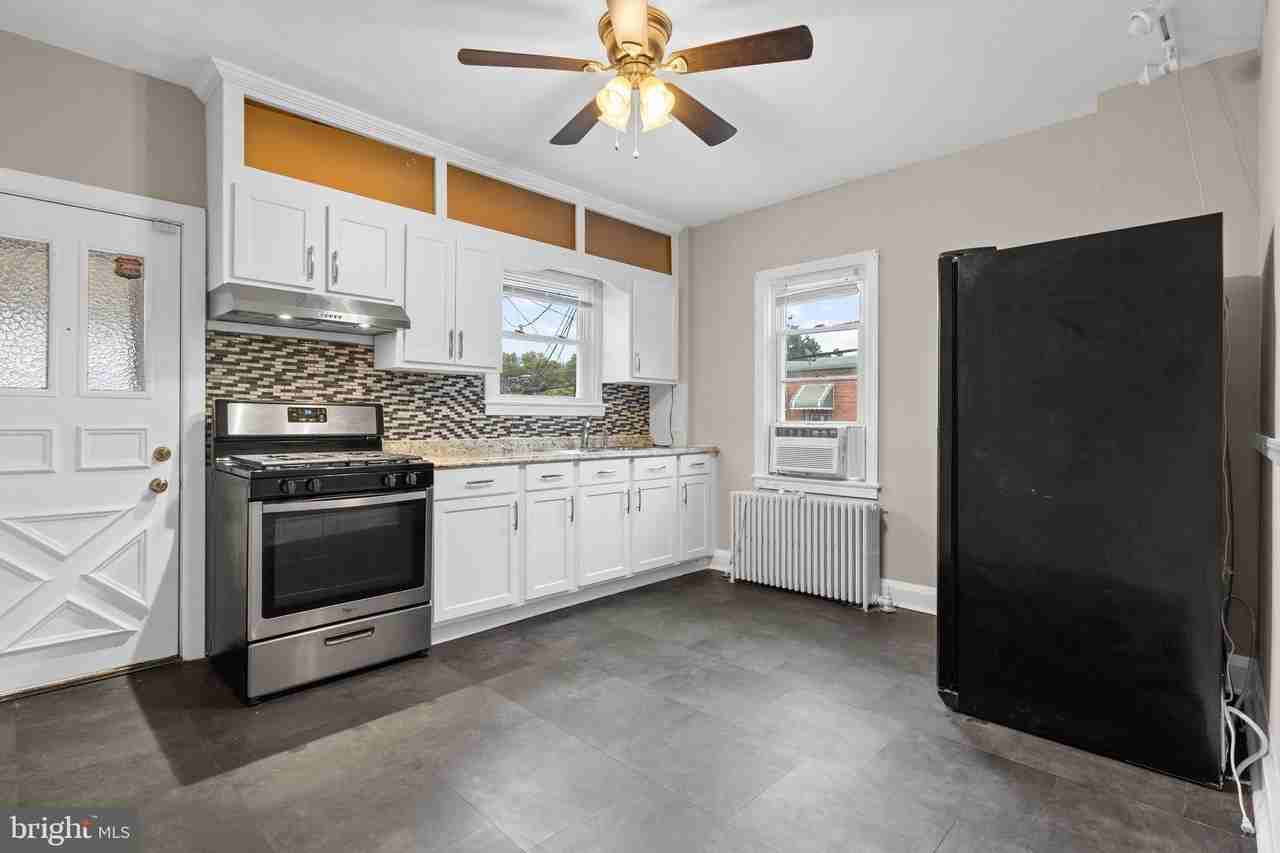 3700 Woodridge Rd - Photo 7 of 23