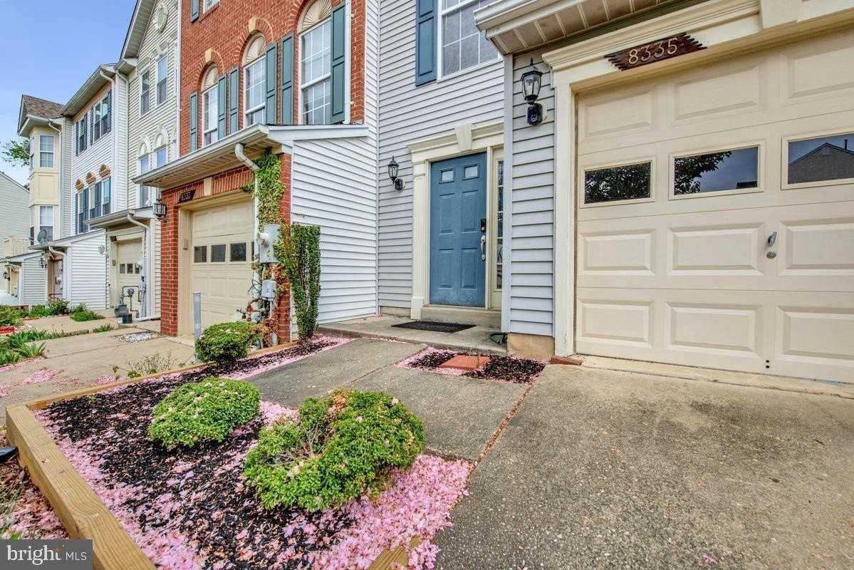 8335 Wades Way - Photo 5 of 45