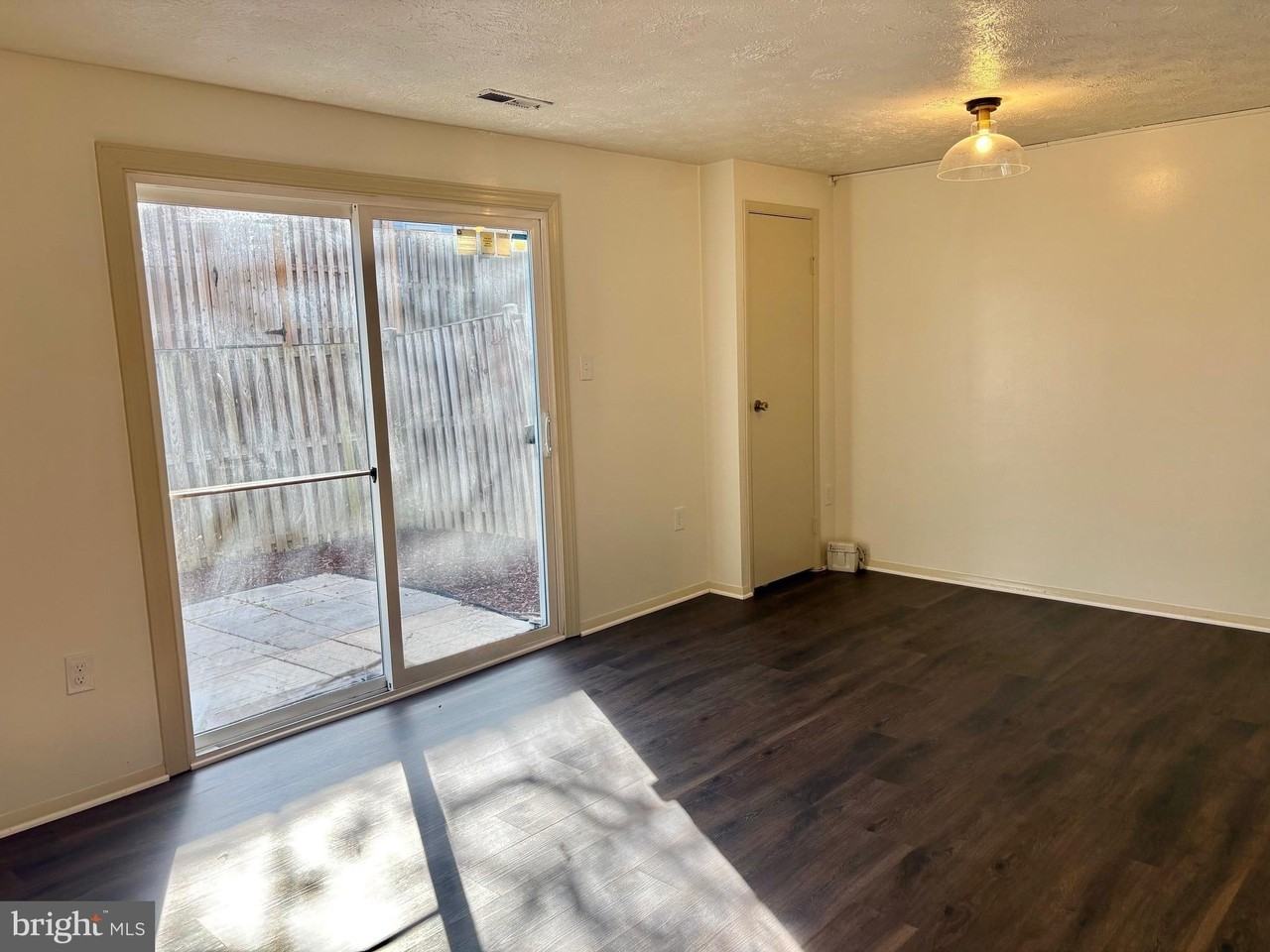 19205 Misty Meadow Ter - Photo 7 of 17