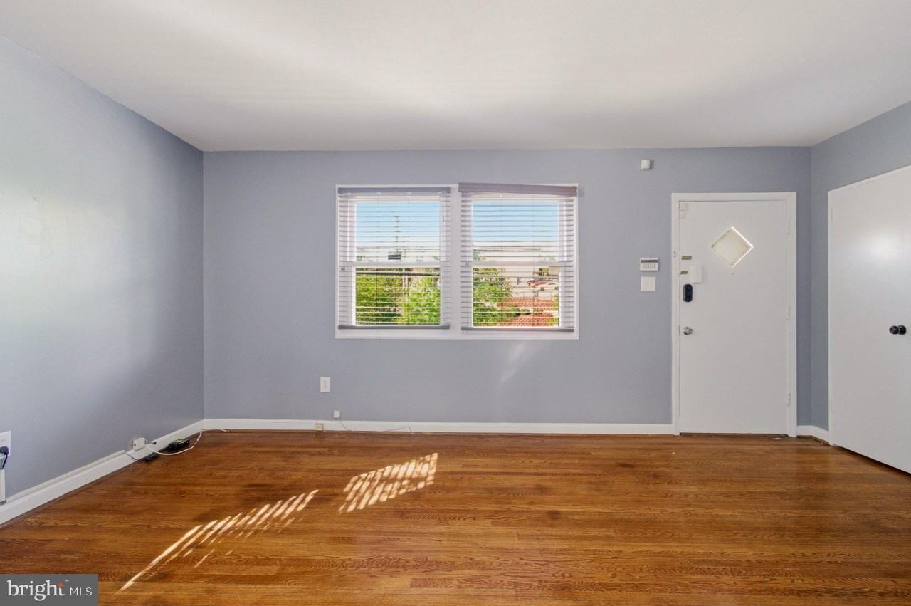 4402 23rd Pkwy - Photo 7 of 40