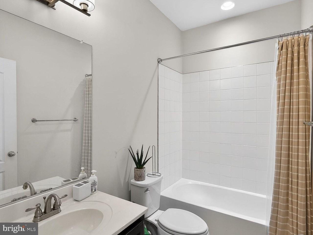 10321 Vista Meadow Way - Photo 7 of 16