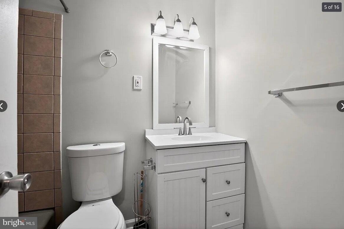 8512 Rose Marie Dr #A - Photo 5 of 16