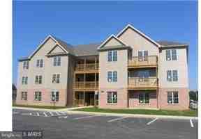 featured image of 1912 Powell Dr #2C