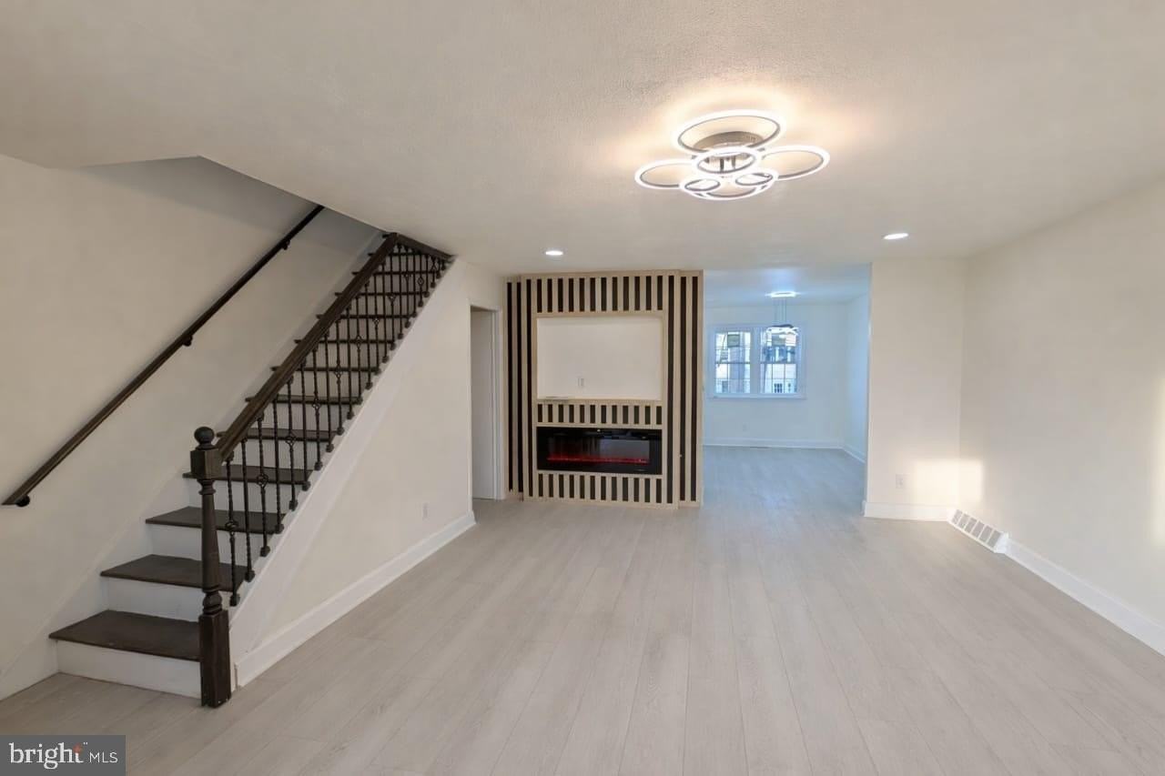 3707 Academy Rd - Photo 2 of 14