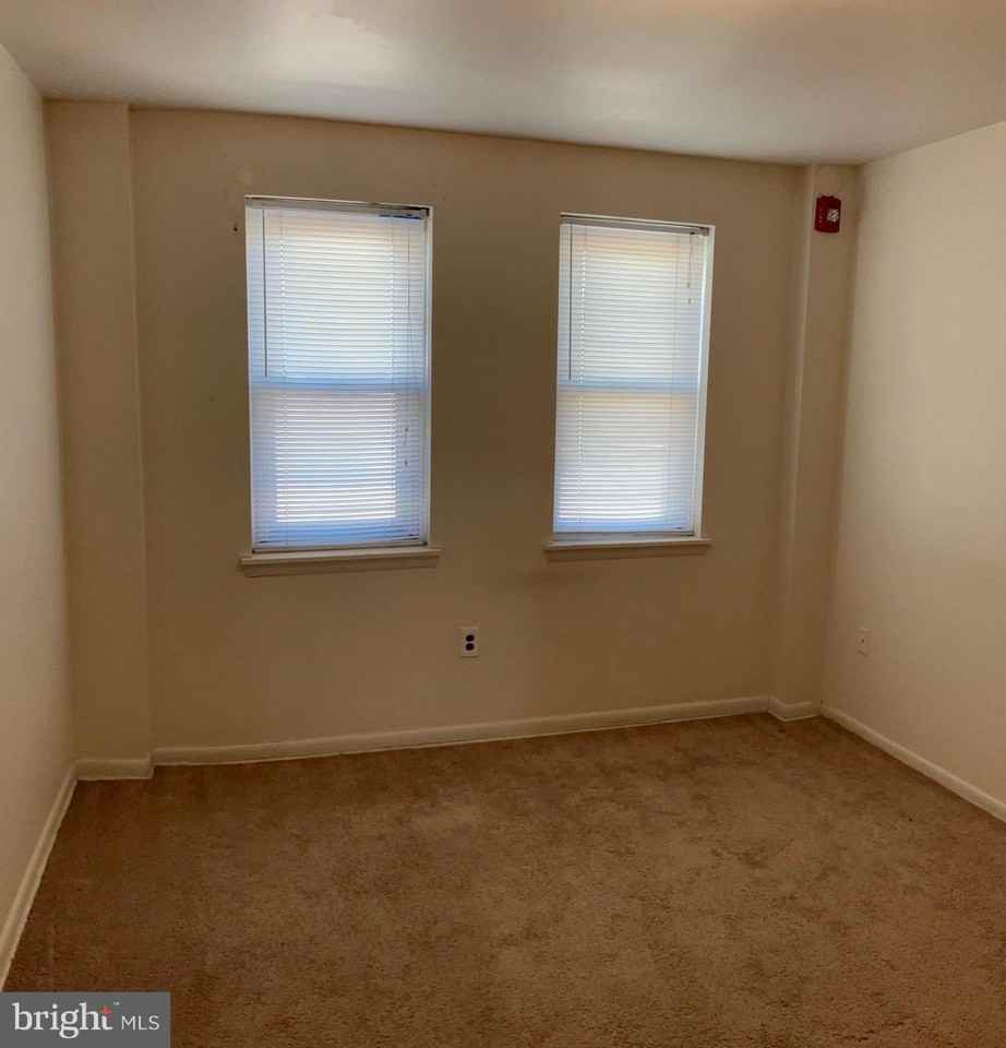 745 S 22nd St #2 - Photo 7 of 9