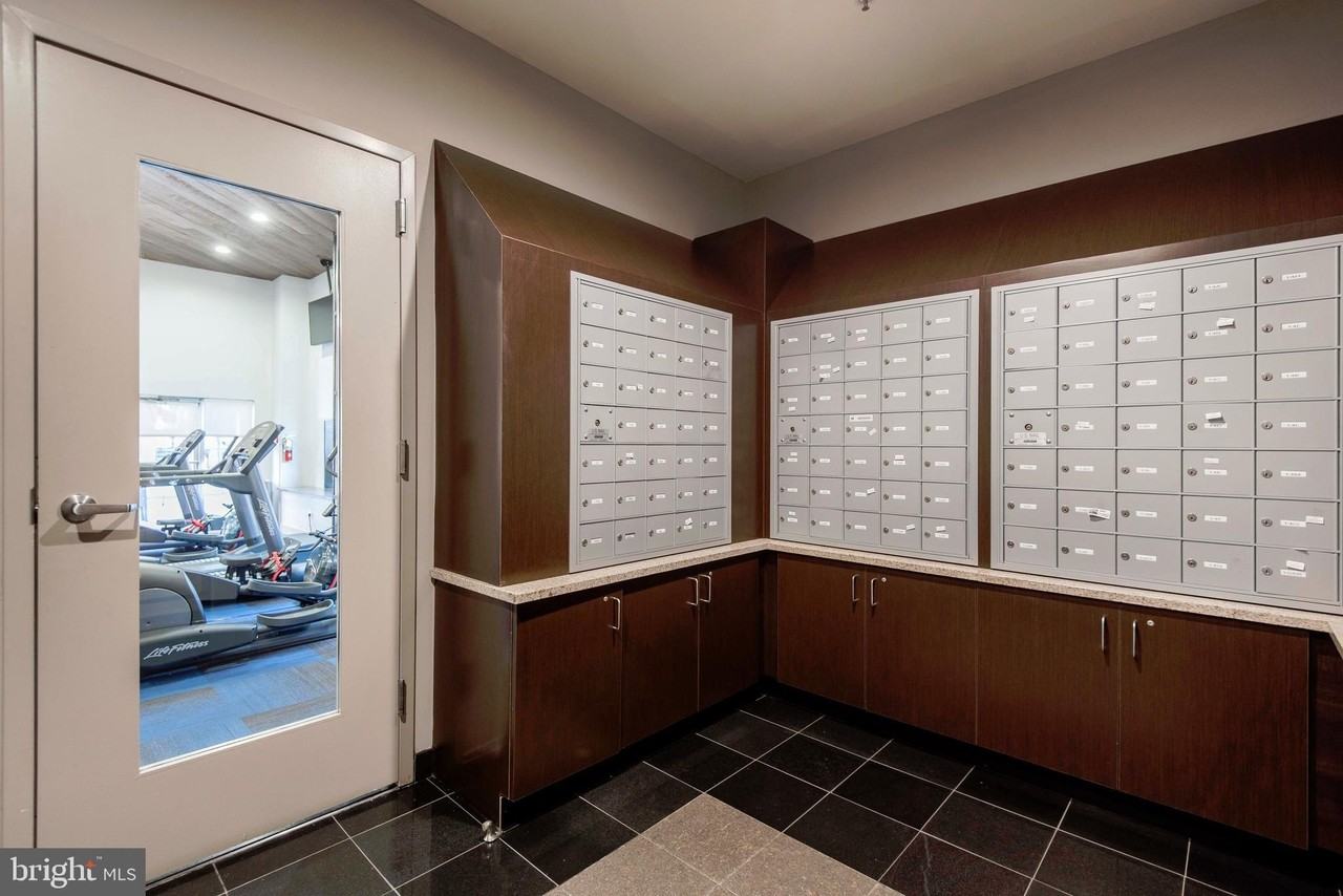 2100 Walnut St Ste 2 #2M - Photo 3 of 15