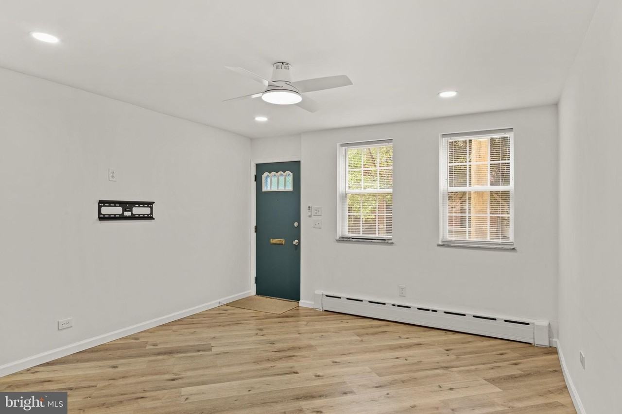 1228 Latona St - Photo 4 of 29