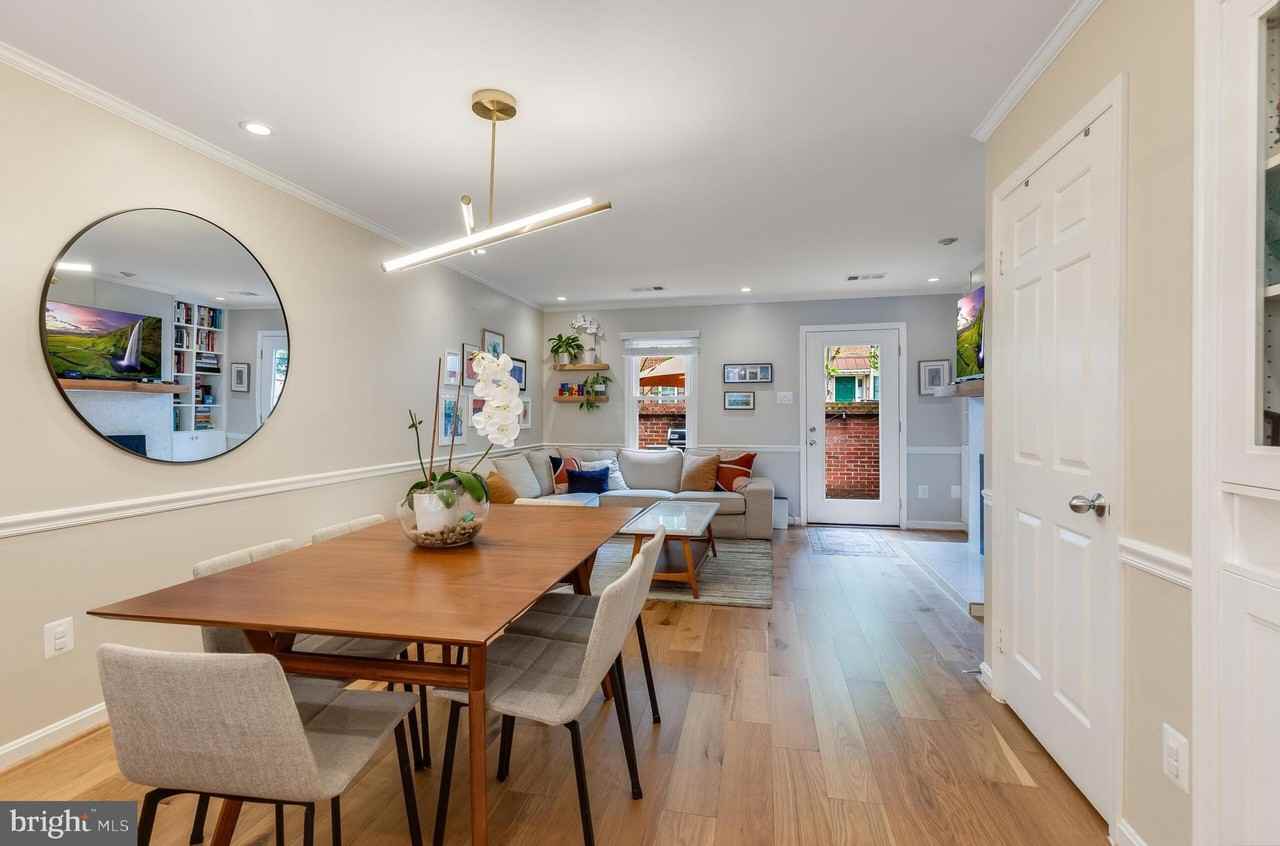 1126 N Taylor St #1 - Photo 5 of 32