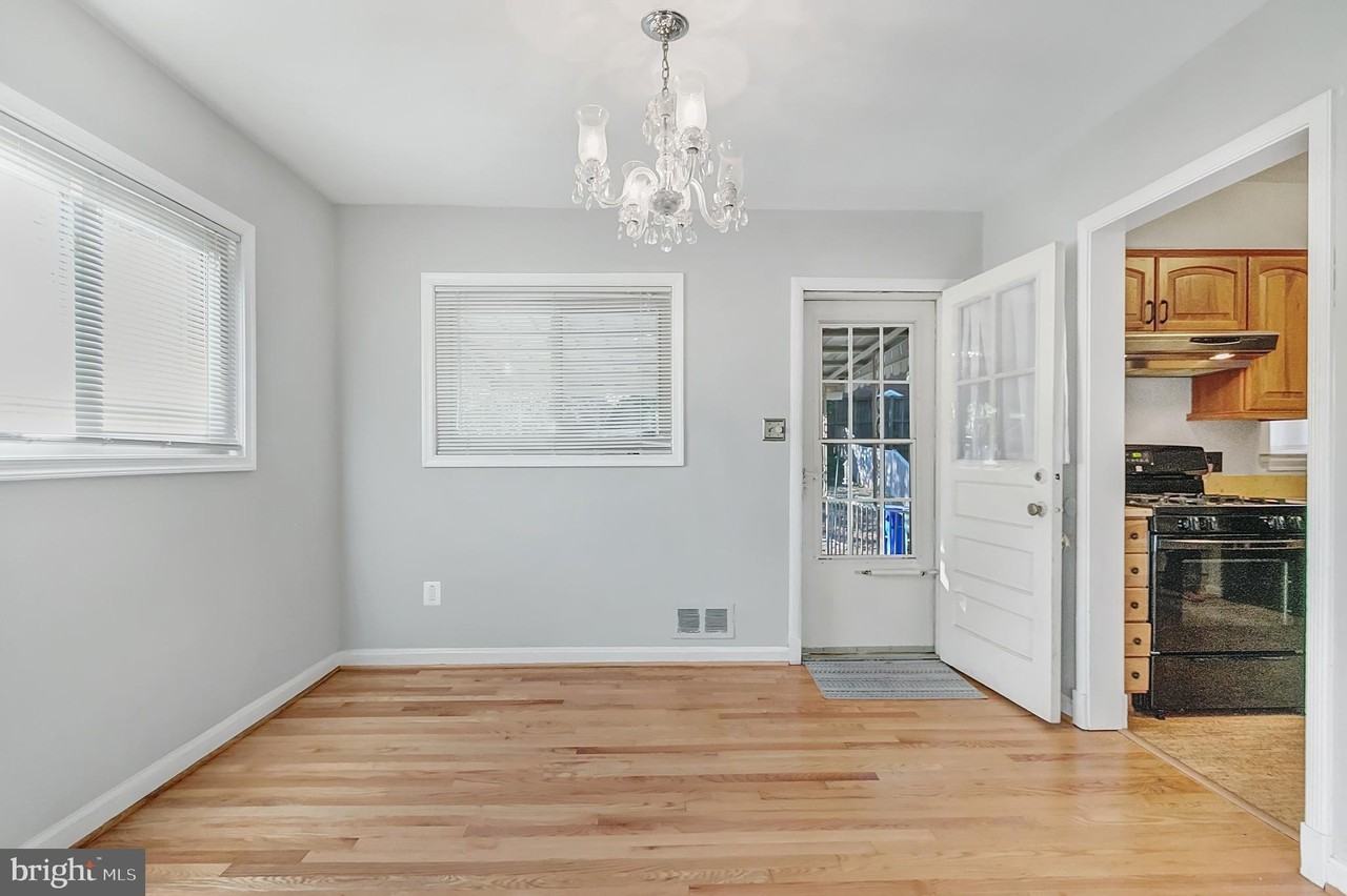 6563 Williamsburg Blvd - Photo 4 of 44