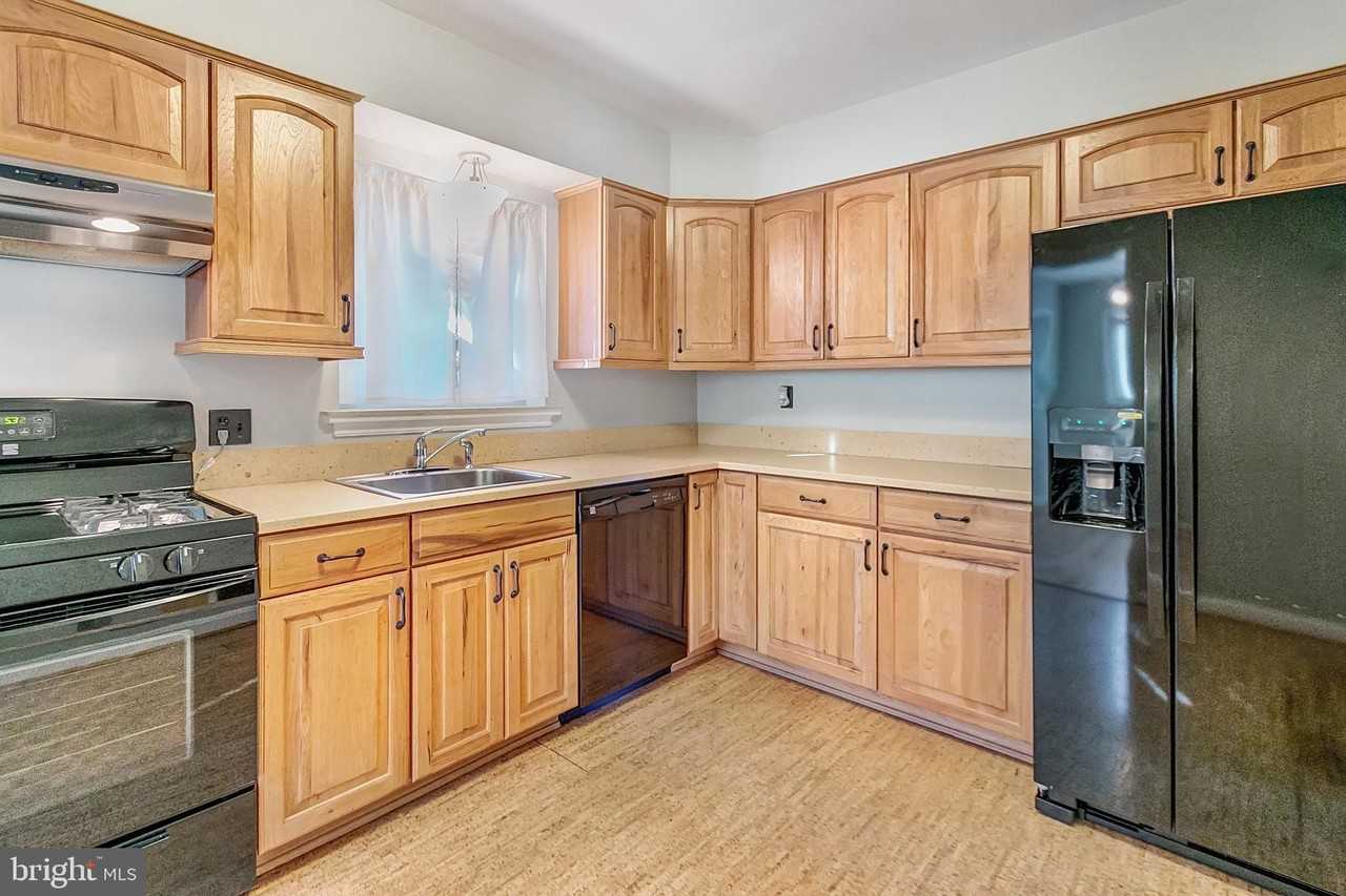 6563 Williamsburg Blvd - Photo 7 of 44