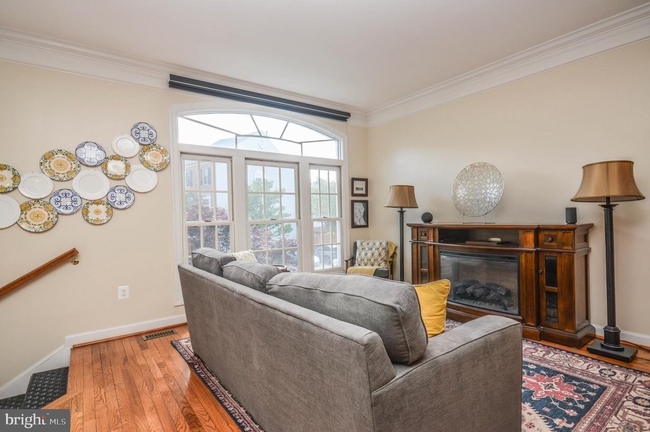 6242 Levi Ct - Photo 4 of 50