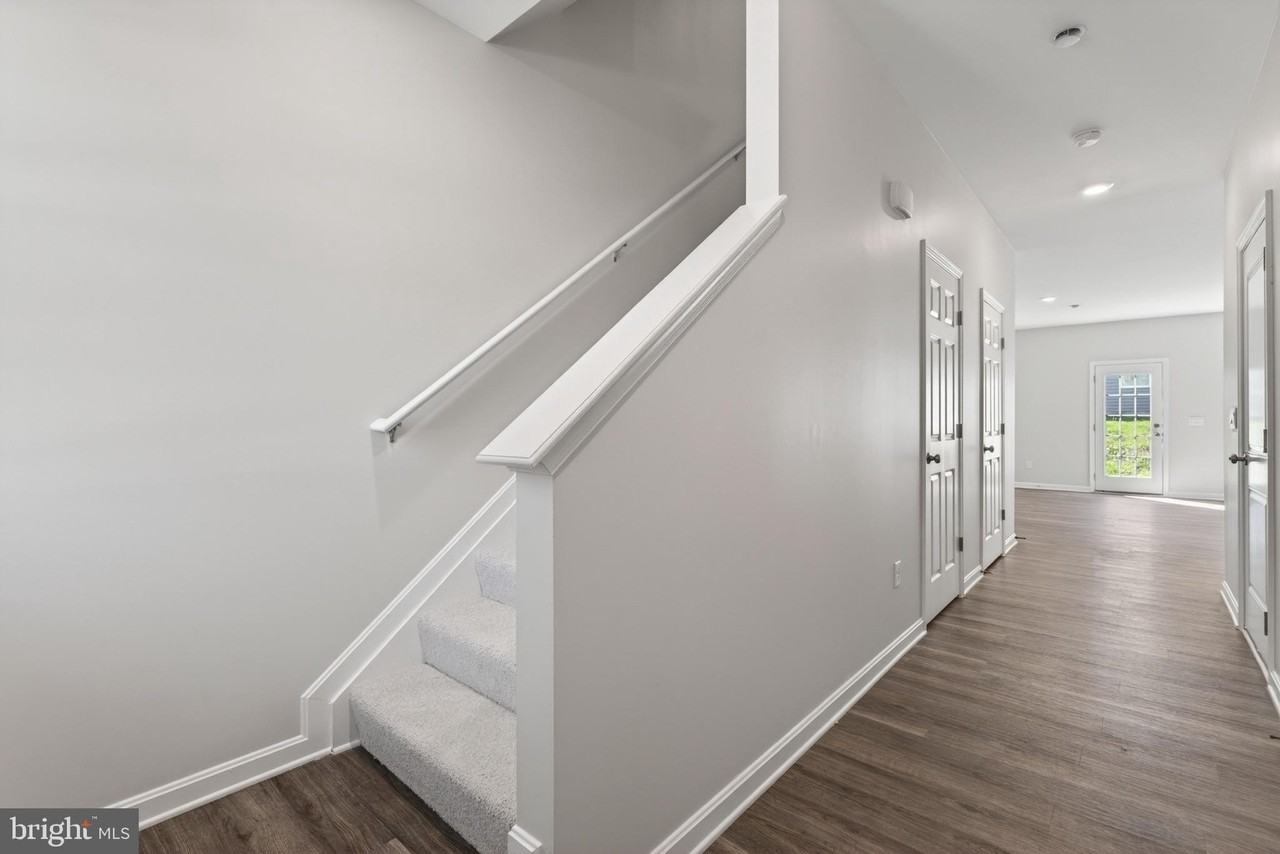 183 Caterpillar Dr - Photo 6 of 38