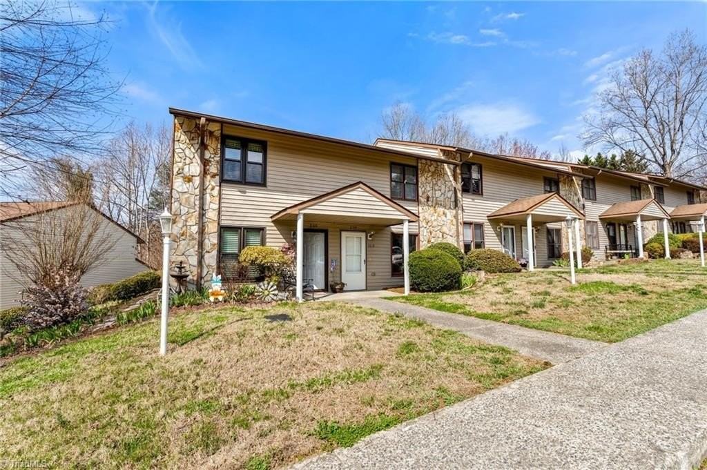 1019 Cedar Place Ct - Photo 2 of 33