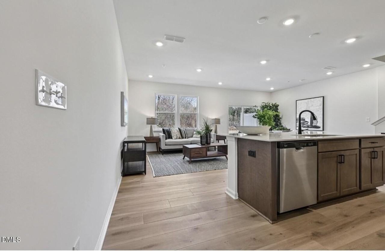 104 Malbec Dr - Photo 4 of 20