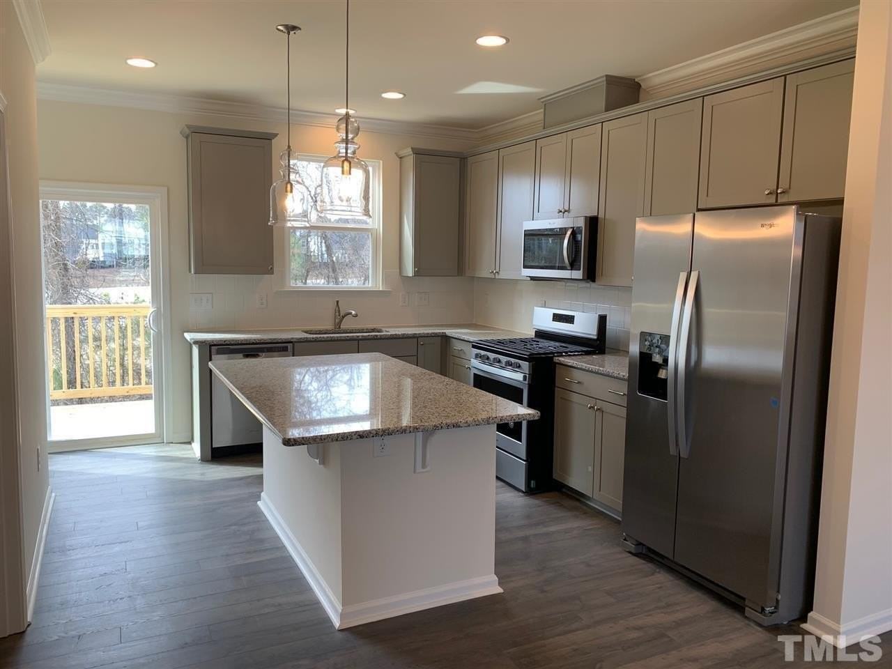 1044 Diamond Dove Ln - Photo 2 of 25