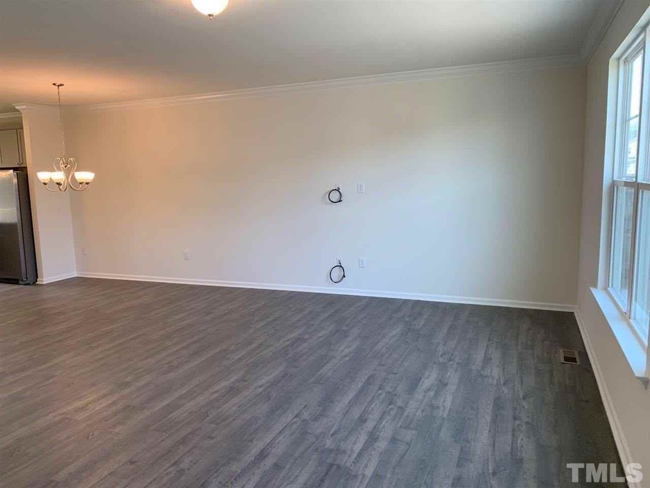 1044 Diamond Dove Ln - Photo 7 of 25