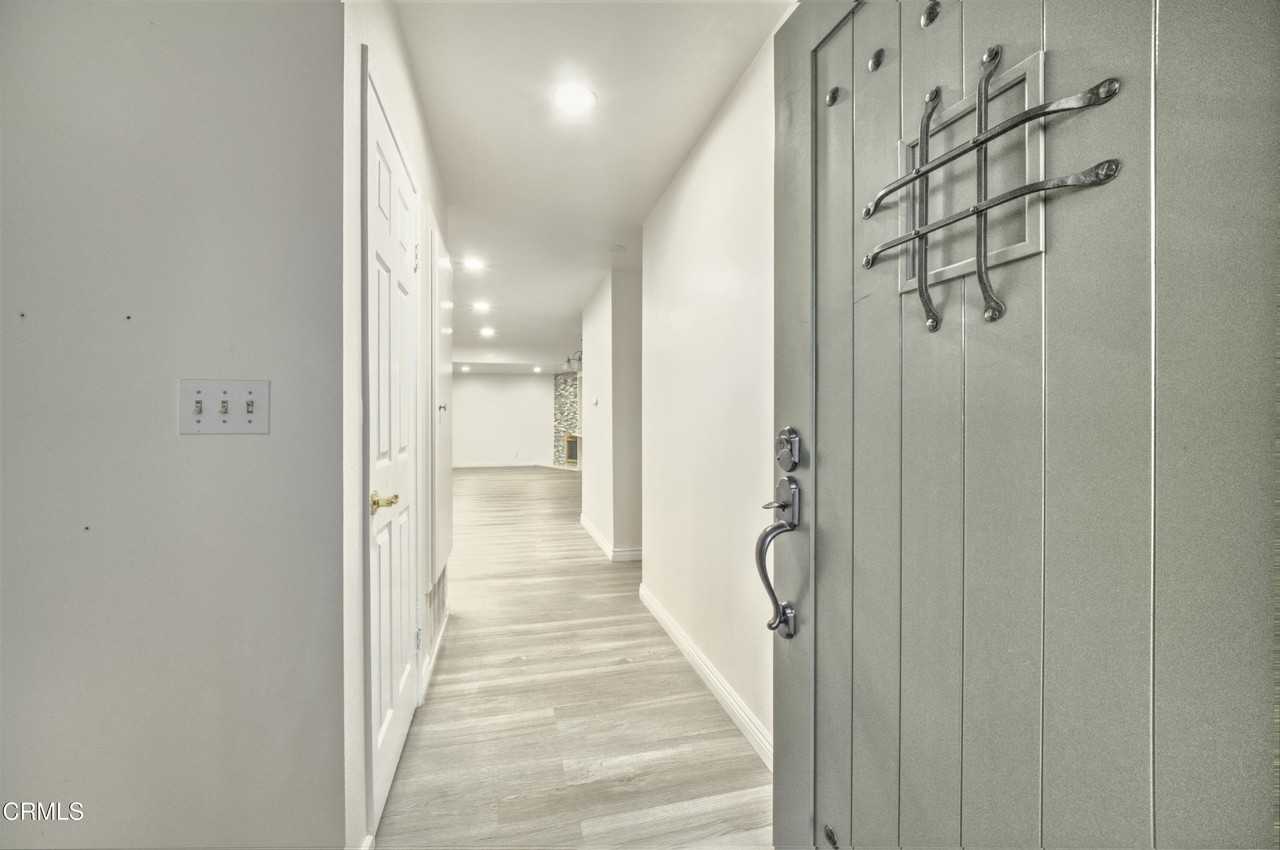 3330 Ketch Ave - Photo 2 of 19