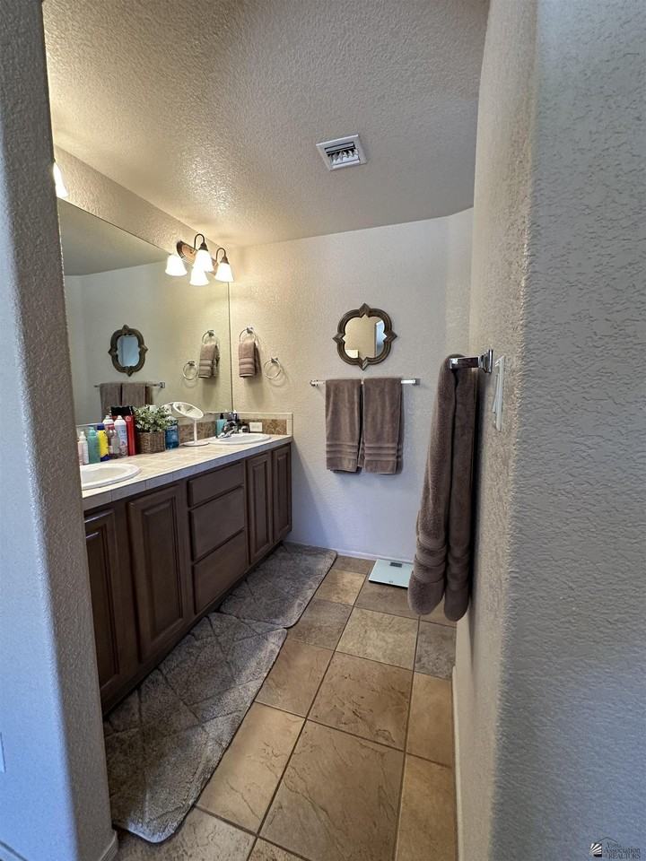 11735 E Calle Del Cid - Photo 6 of 23